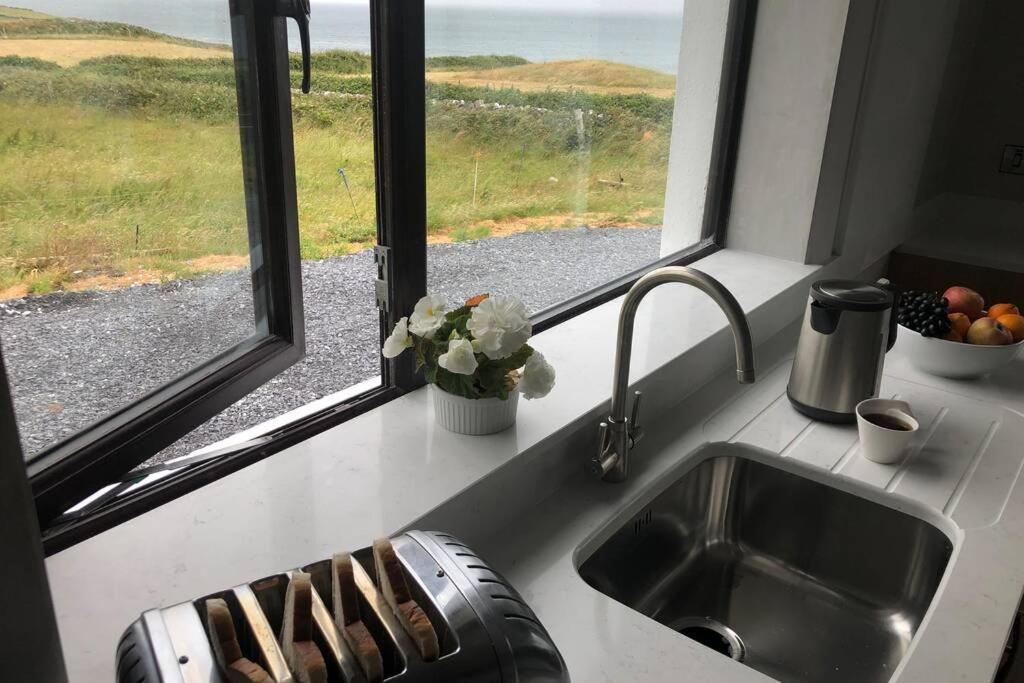 Wild Atlantic Way Apartment Fanore Luaran gambar